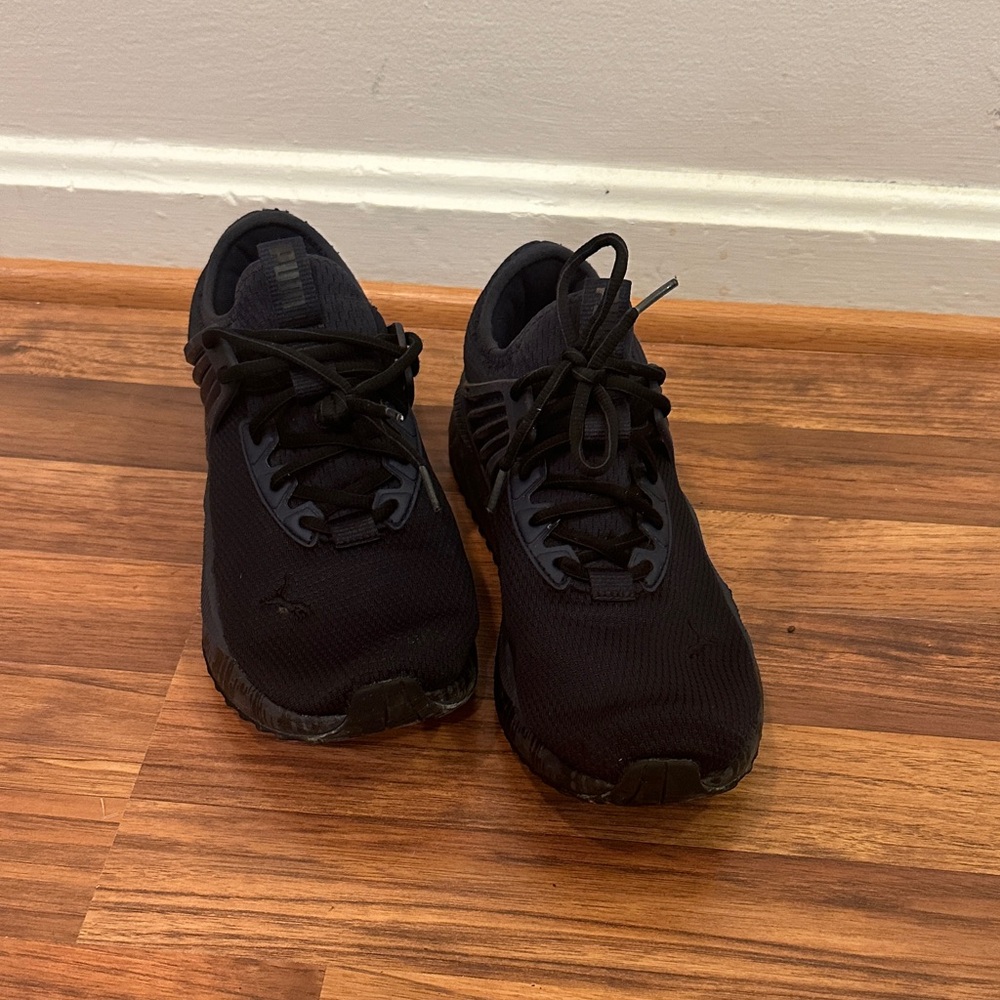 Puma Navy Blue Athletic Sneakers Like New M 10